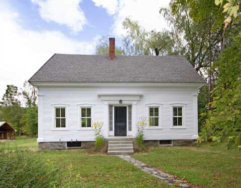 204 West River Road, Lincoln, VT 05443