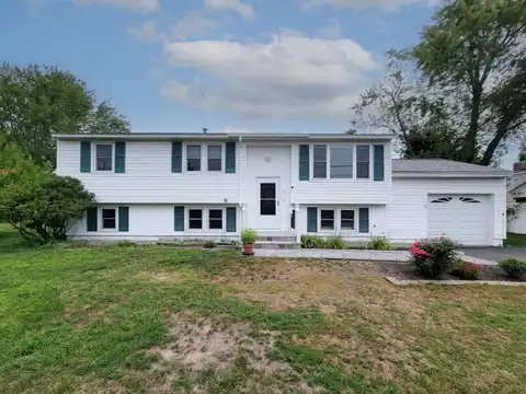 18 Euclid Avenue, Nashua, NH 03060