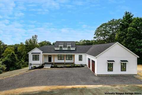 275 Pond Hill Road, Barrington, NH 03825
