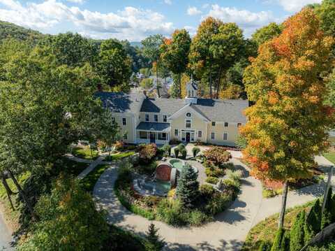 11 Cream Pot Hill, Hinsdale, NH 03451