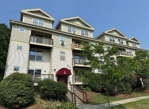 89 Hildred Drive, Burlington, VT 05401