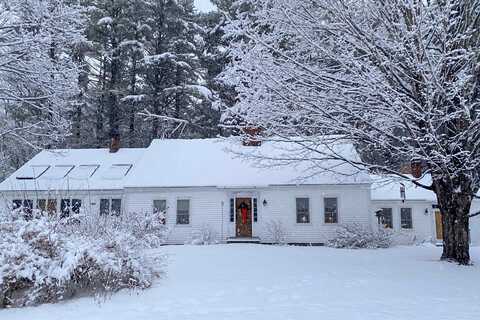 900 Bunker Hill Road, Tamworth, NH 03883