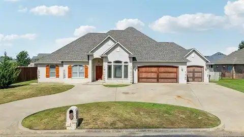 4113 Stonecreek Drive, Muskogee, OK 74403