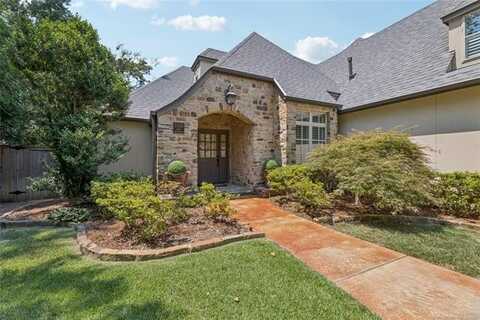 2310 S Columbia Place, Tulsa, OK 74114