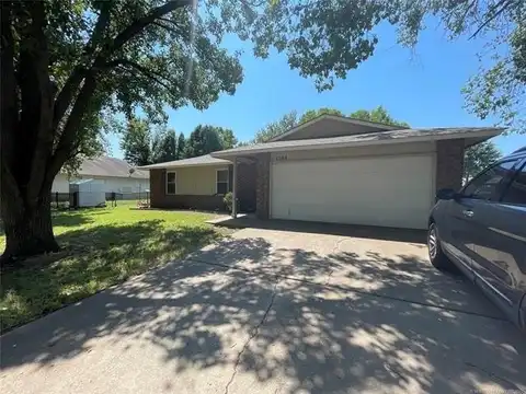 1304 N Narcissus Avenue, Broken Arrow, OK 74012