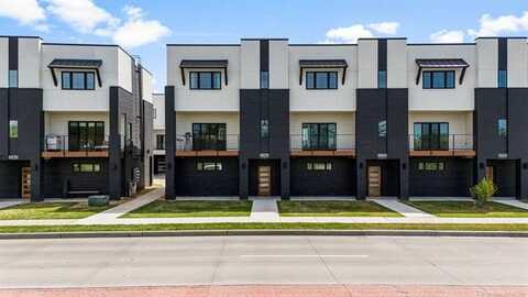 3781 S Riverside Drive, Tulsa, OK 74105