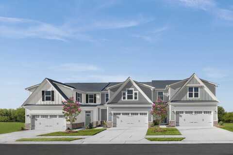 7599 S Pointe Lane, Parma, OH 44130
