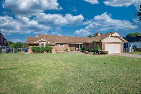 6013 S COUNTRY CLUB Drive, Oklahoma City, OK 73159