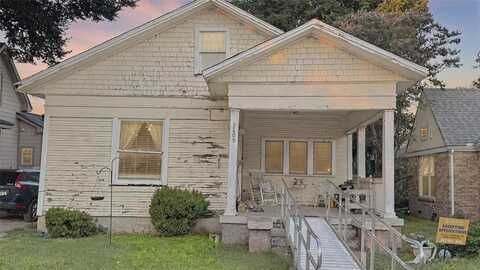 2809 Travis Avenue, Fort Worth, TX 76110
