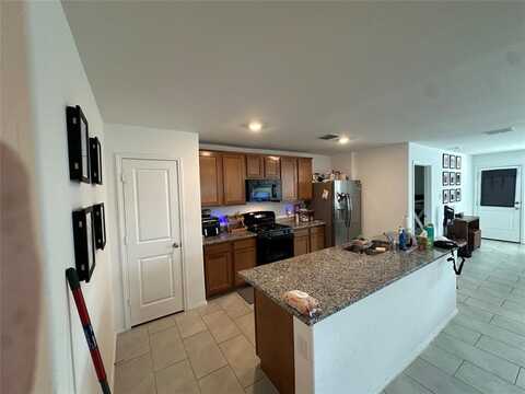 2928 Dora Drive, Fort Worth, TX 76119