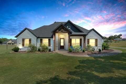 108 Creek Forest Road, Reno, TX 76020