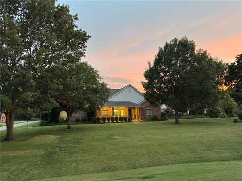 8108 Oak Creek Lane, Denton, TX 76208