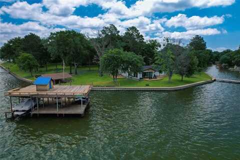 221 Edythe Dee Lane, Mabank, TX 75156