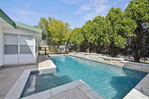 3101 Binyon Street, Fort Worth, TX 76133
