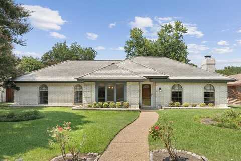 3305 Canterbury Drive, Plano, TX 75075