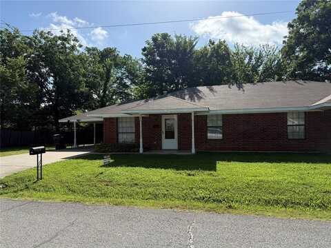 602 Cedar Street, Bonham, TX 75418