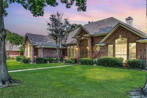 8356 Thornhill Drive, North Richland Hills, TX 76182