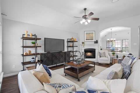 427 Brighton Street, Roanoke, TX 76262
