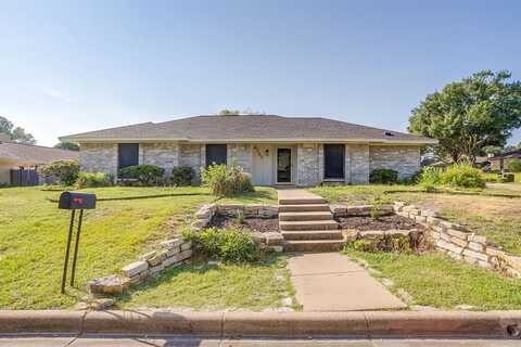 4733 Cinnamon Hill Drive, Fort Worth, TX 76133