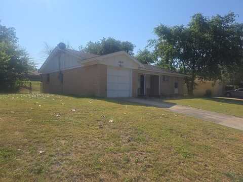 3501 Paint Trail, Fort Worth, TX 76116