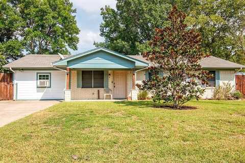 605 S Wilson Street, Kaufman, TX 75142