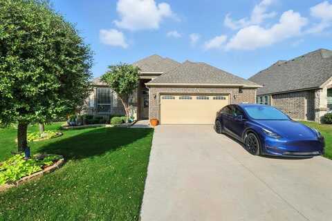 905 Cloudlock Drive, Saginaw, TX 76179