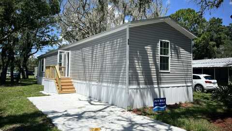 96 Tower Manor Cir E, Auburndale, FL 33823