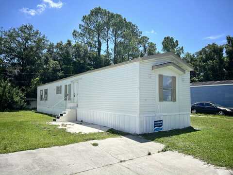 84 Tower Manor Cir E, Auburndale, FL 33823