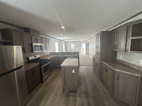 767 Virginia, Belleville, MI 48111