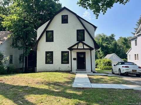 33 Van Nostrand Avenue, Great Neck, NY 11024