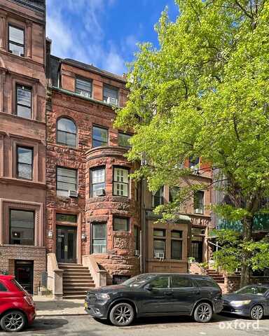 152 West 76th Street, New York, NY 10023