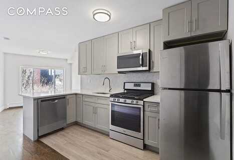 189 Woodpoint Road, Brooklyn, NY 11211