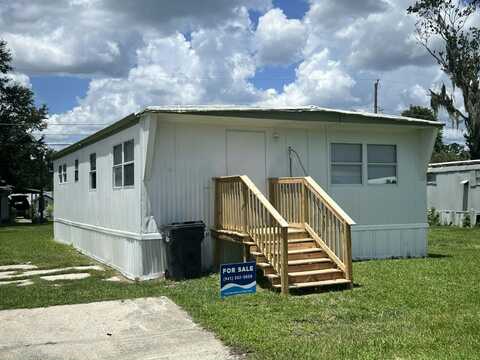 64Tower Manor Cir E, Auburndale, FL 33823