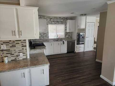 1212 H. Street, Ramona, CA 92065