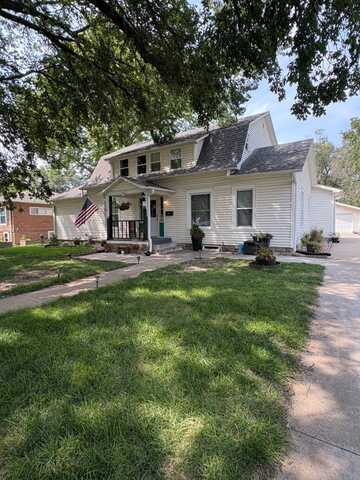 648 East 2nd Street, Superior, NE 68978