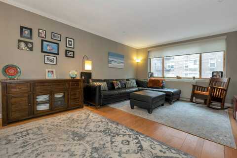 3800 Blackstone Avenue, Bronx, NY 10463