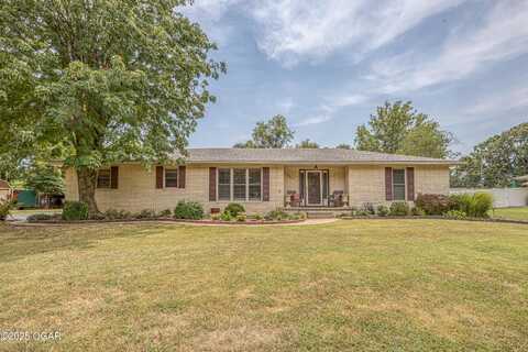 6512 Park Circle, Joplin, MO 64801