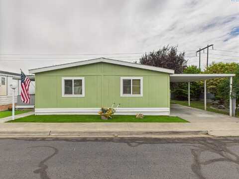 7901 W Clearwater #124, Kennewick, WA 99336