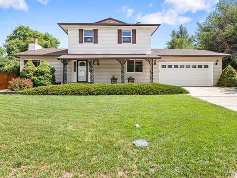 8 Mendecino Dr, Pueblo, CO 81005