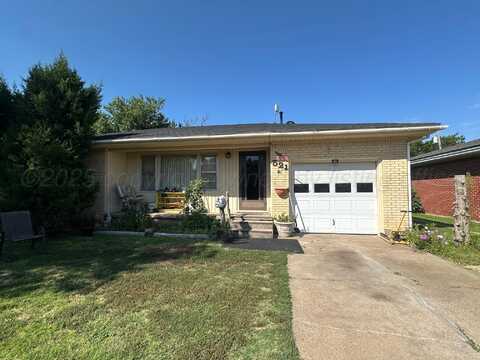 521 N Powell St, Pampa, TX 79065