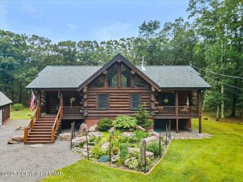 157 Tinkwig Drive, Hawley, PA 18428