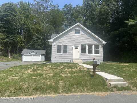 92 Kinney Avenue, Mount Pocono, PA 18344