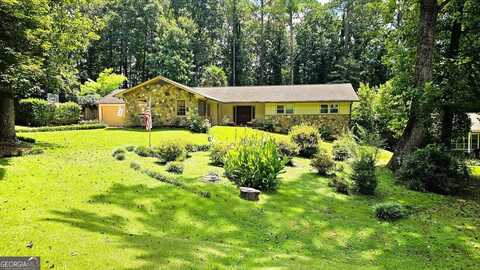 4682 Lucerne Valley Road SW, Lilburn, GA 30047