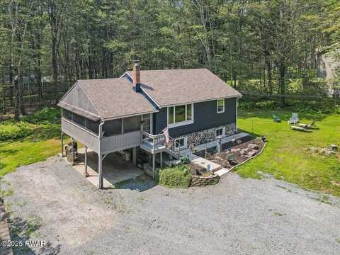 144 View Drive, Greentown, PA 18426