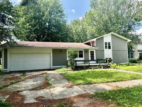 412 Main, Chadwick, IL 61014