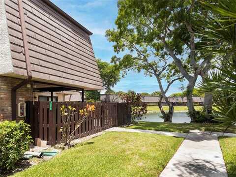 2678 NW 99th Ave, Coral Springs, FL 33065