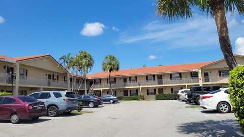 3674 N University Dr, Coral Springs, FL 33065