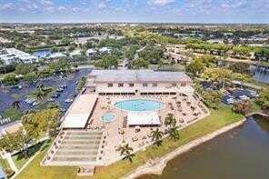 15450 Pembridge Avenue, Delray Beach, FL 33484