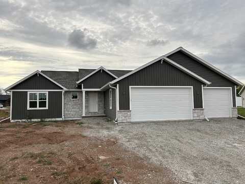 1777 LOYAL Drive, NEENAH, WI 54956
