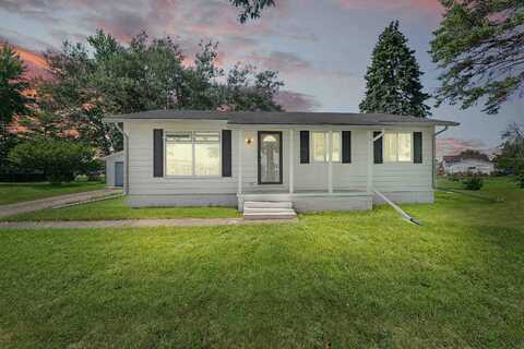 302 MCKINLEY Street, NORTH FOND DU LAC, WI 54937